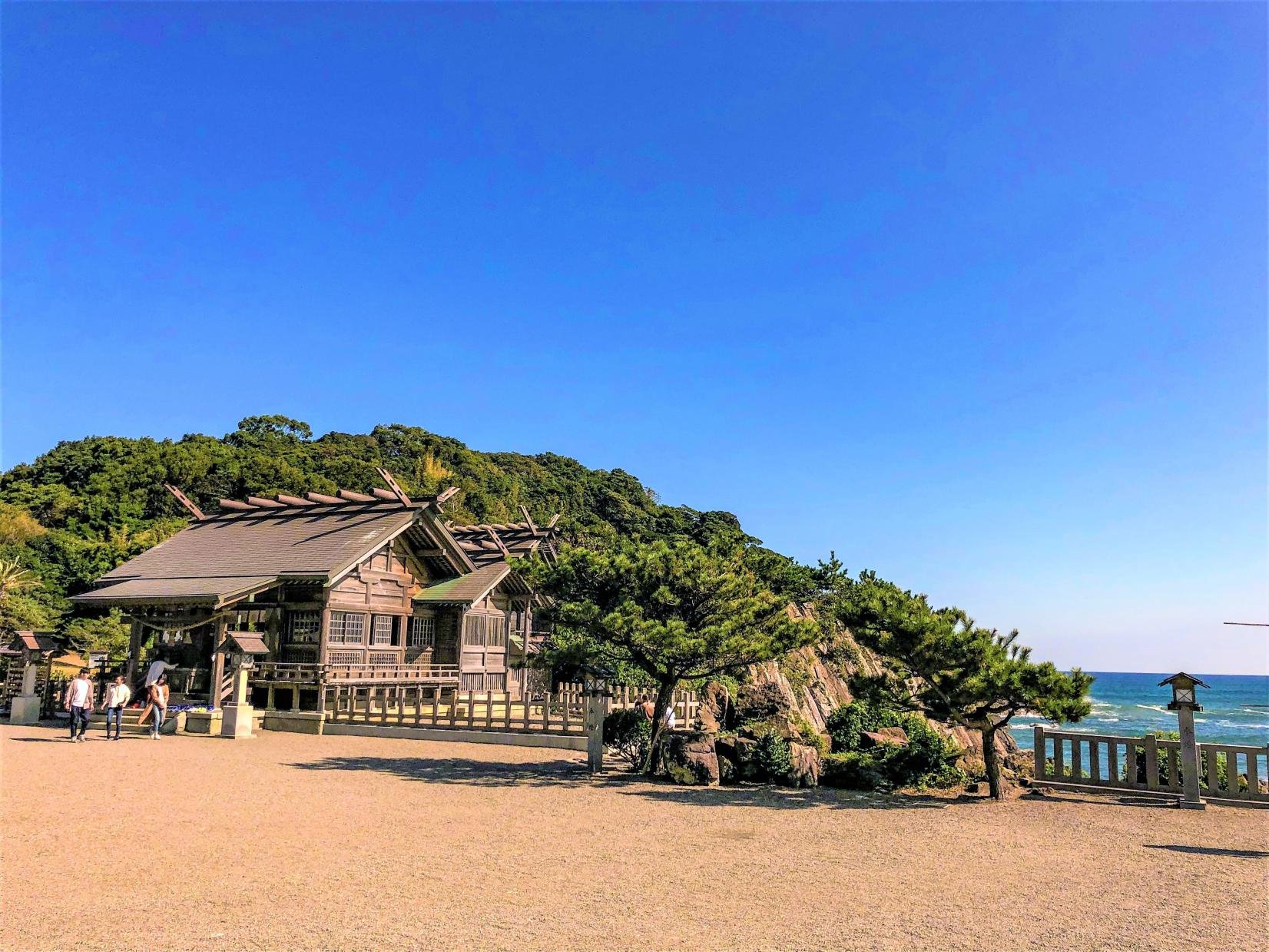 ⛩️ 오미 신사(오오미진자) 이미지 8